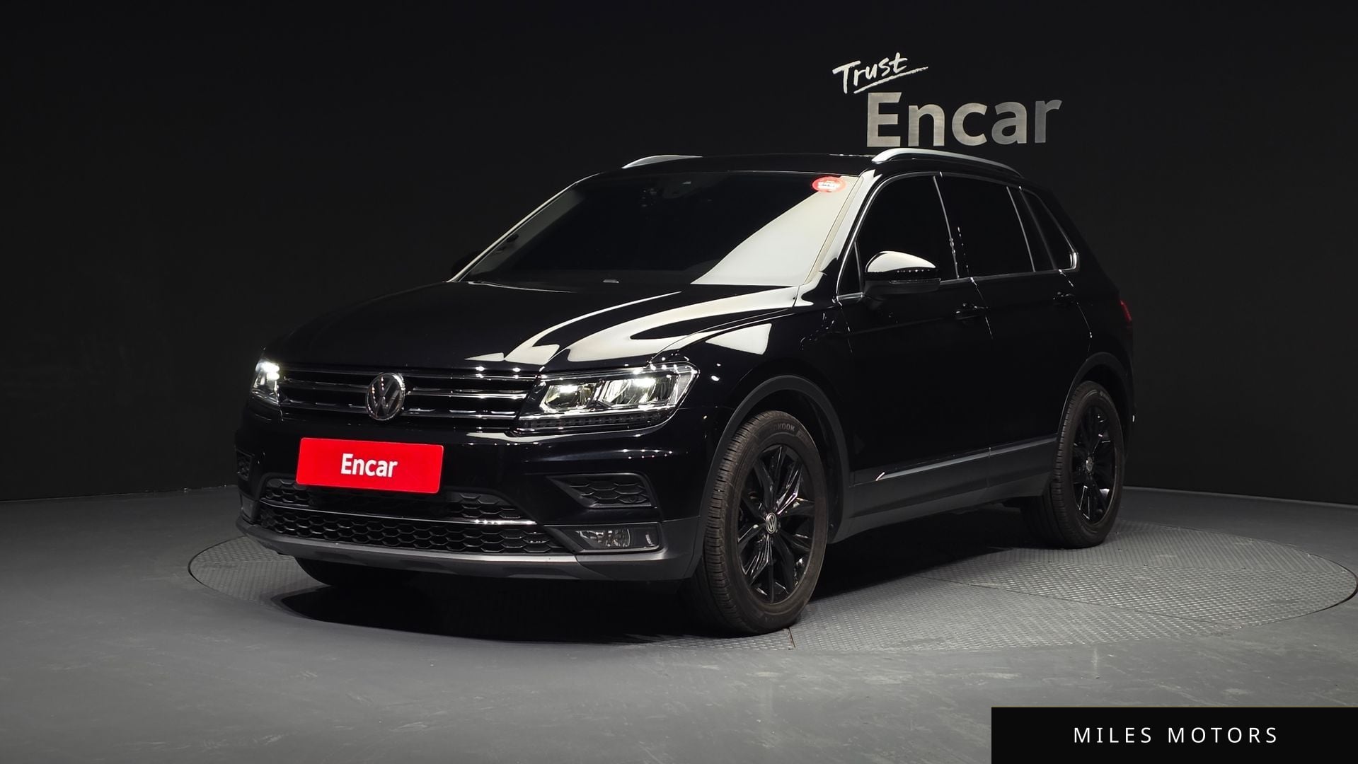 Volkswagen Tiguan 2020 — фото 1 из 12