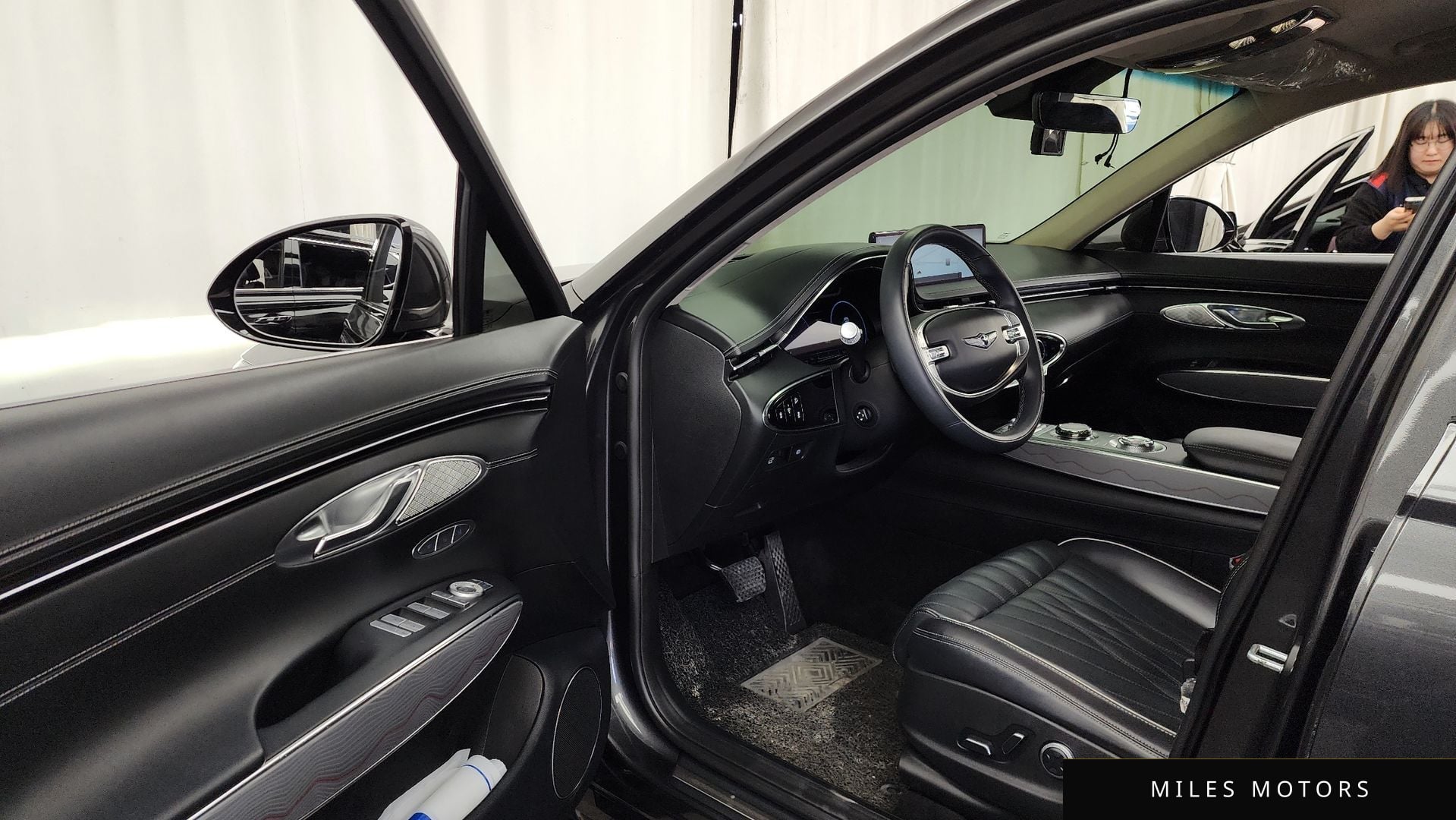 Genesis GV70 2023 — миниатюра 10