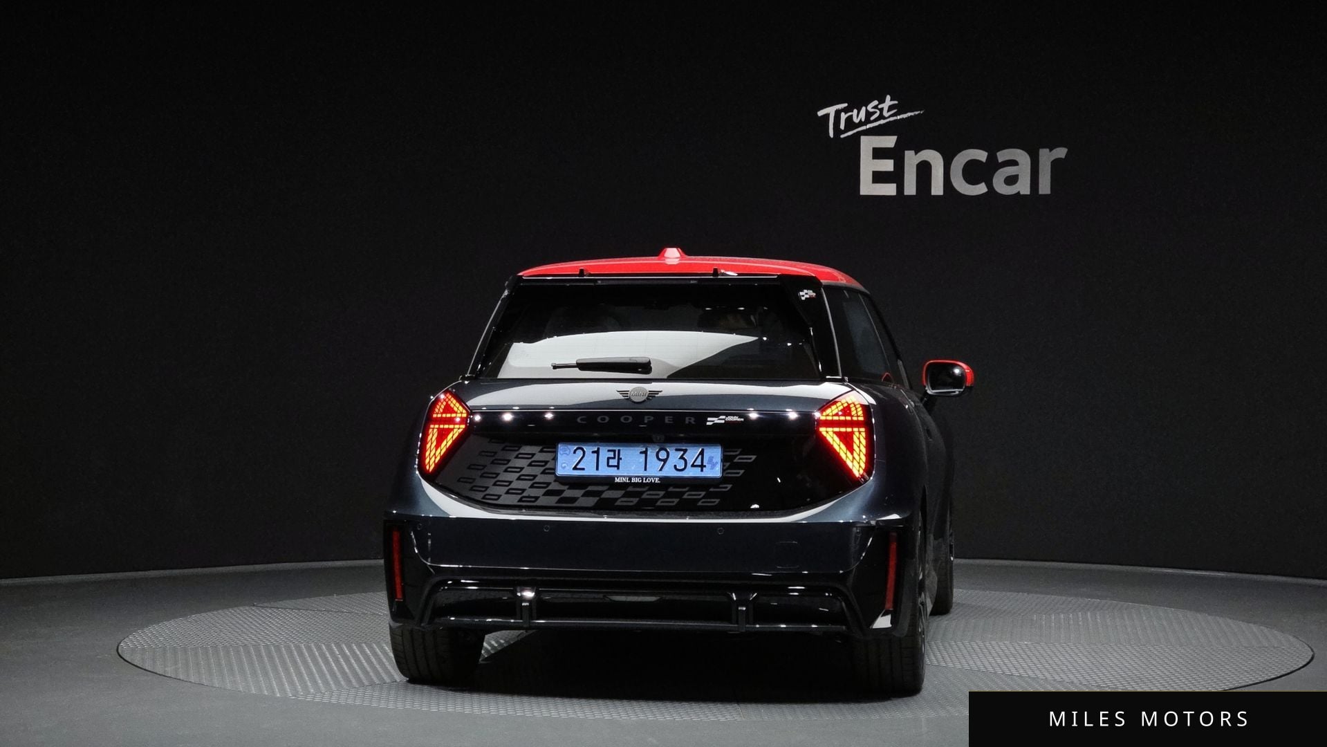 MINI 쿠퍼 일렉트릭 2025 — миниатюра 4