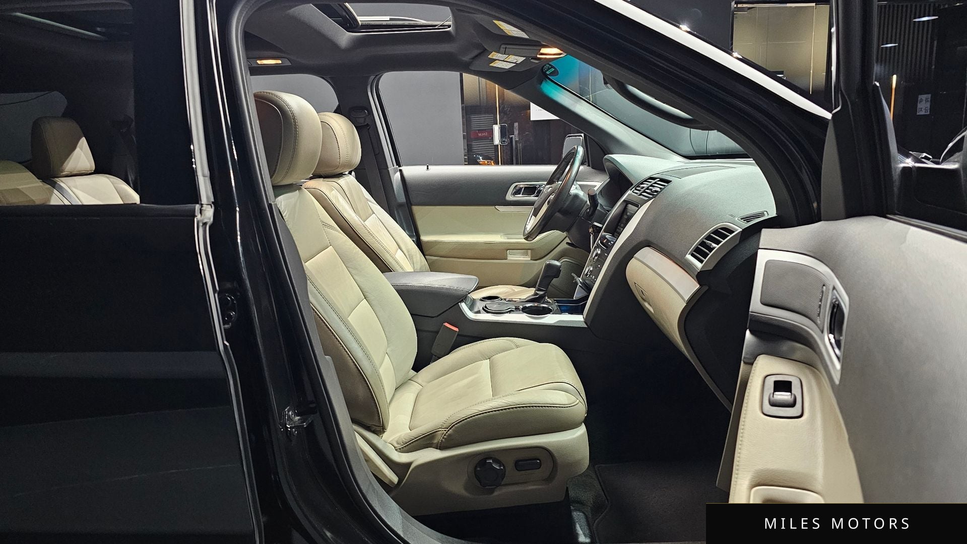 Ford Explorer 2015 — миниатюра 10