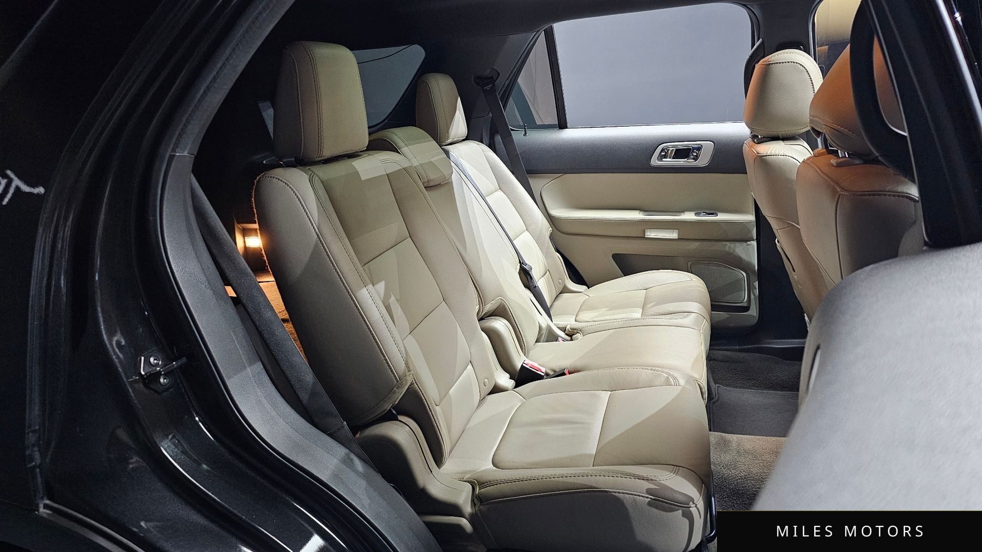 Ford Explorer 2015 — миниатюра 12