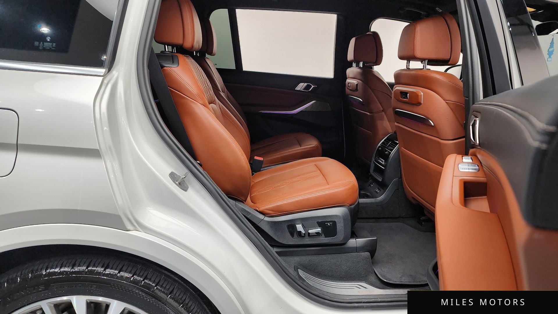 BMW X7 (G07) 2023 — миниатюра 12
