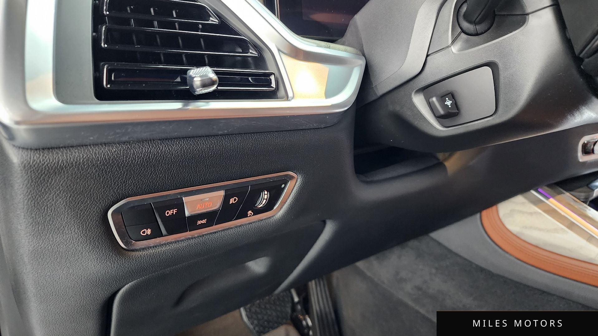 BMW X7 (G07) 2023 — миниатюра 14