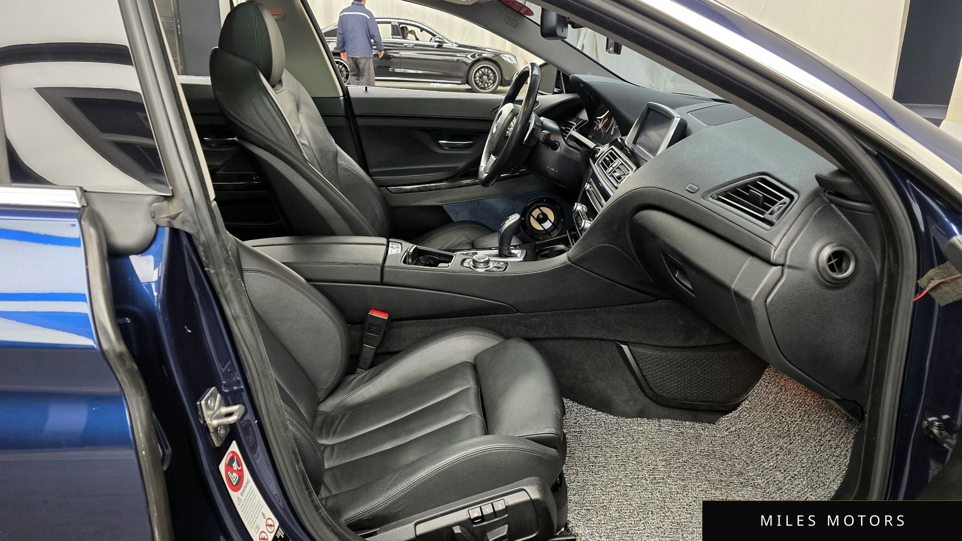 BMW 6 Series (F12) 2012 — миниатюра 11