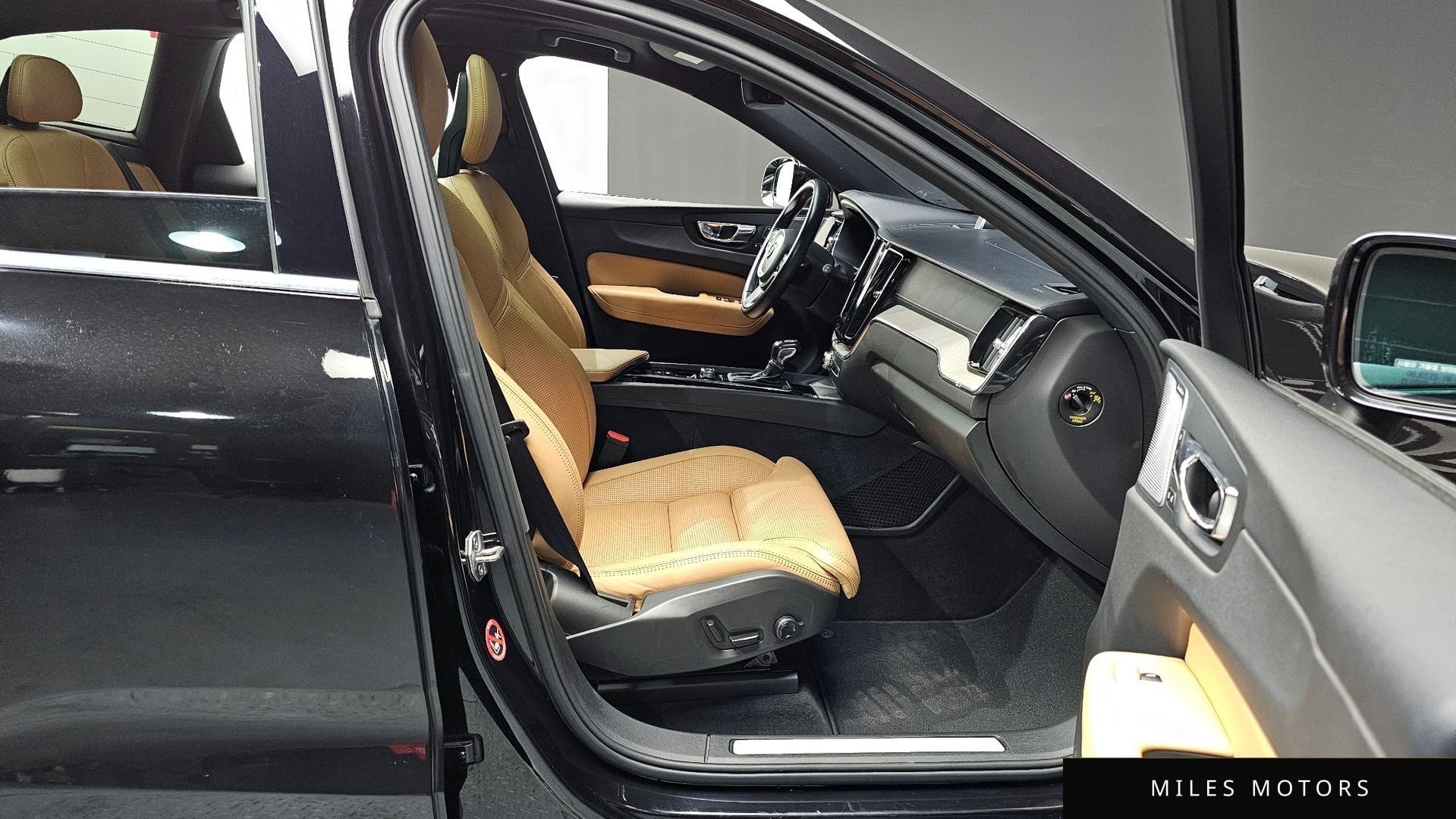 Volvo XC60 2018 — миниатюра 11
