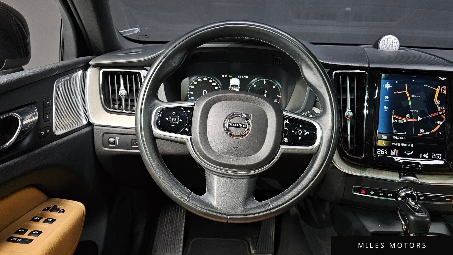Volvo XC60 2018 — миниатюра 13