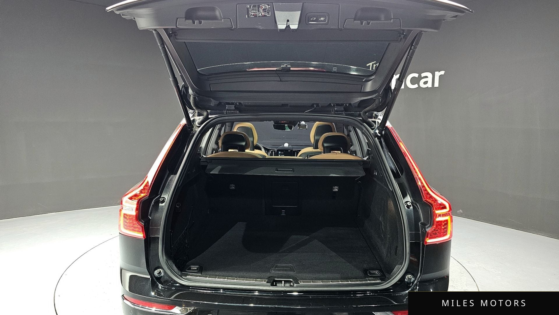 Volvo XC60 2018 — миниатюра 20