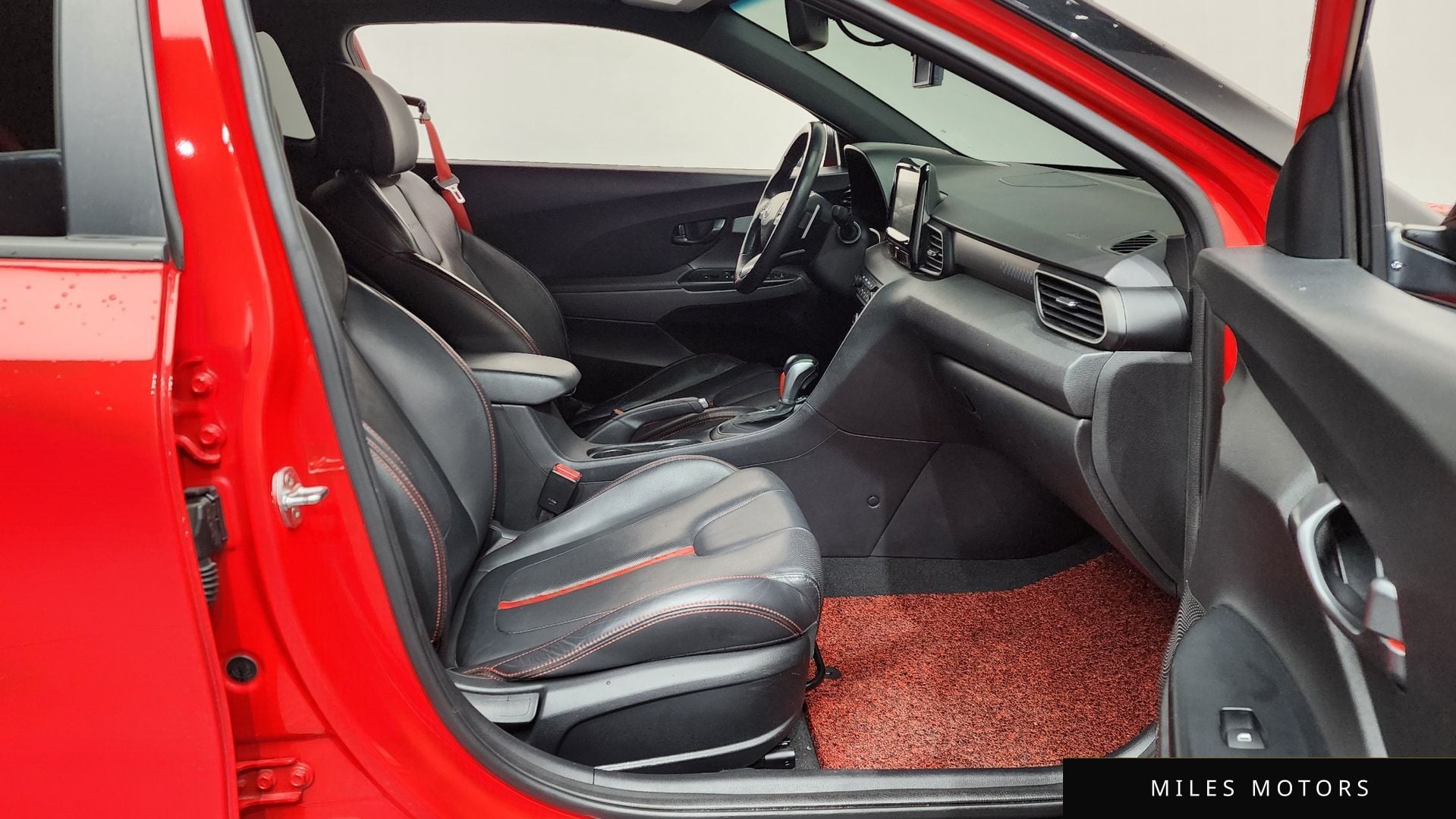 Hyundai Veloster 2018 — миниатюра 11