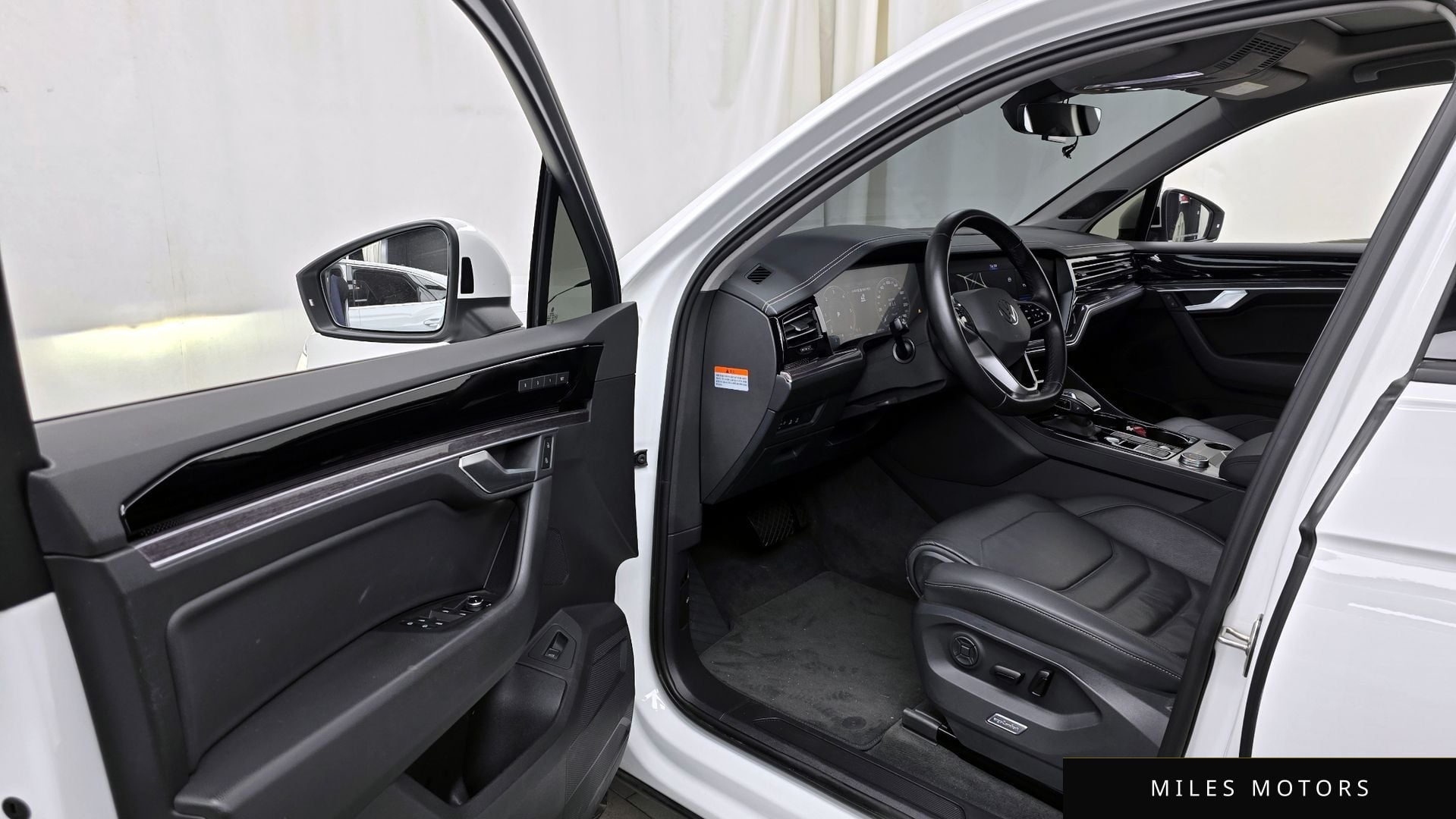 Volkswagen Touareg 2021 — миниатюра 10