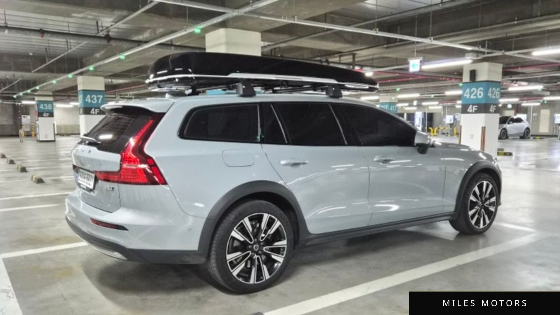 Volvo V60 2024 — миниатюра 3
