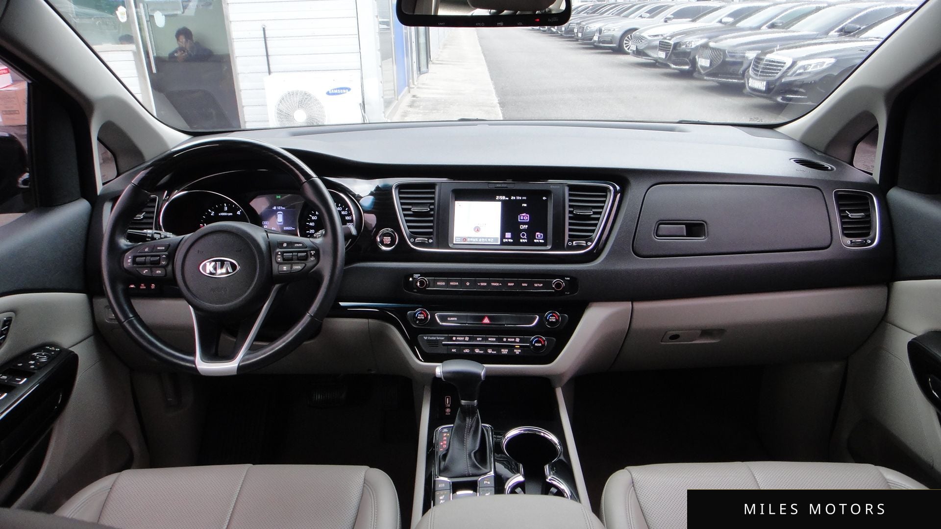 Kia Canival 2019 — миниатюра 12