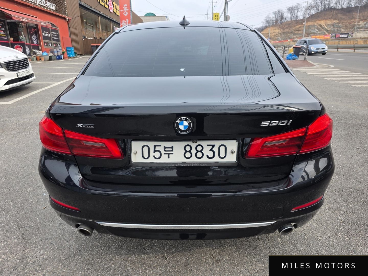 BMW 5 Series (G30) 2019 — миниатюра 5