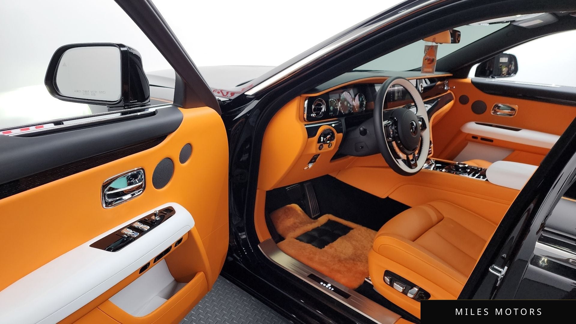 Rolls-Royce 고스트 2024 — миниатюра 10
