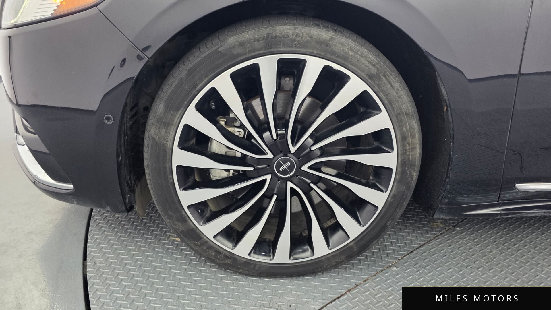 Lincoln Continental 2020 — миниатюра 4