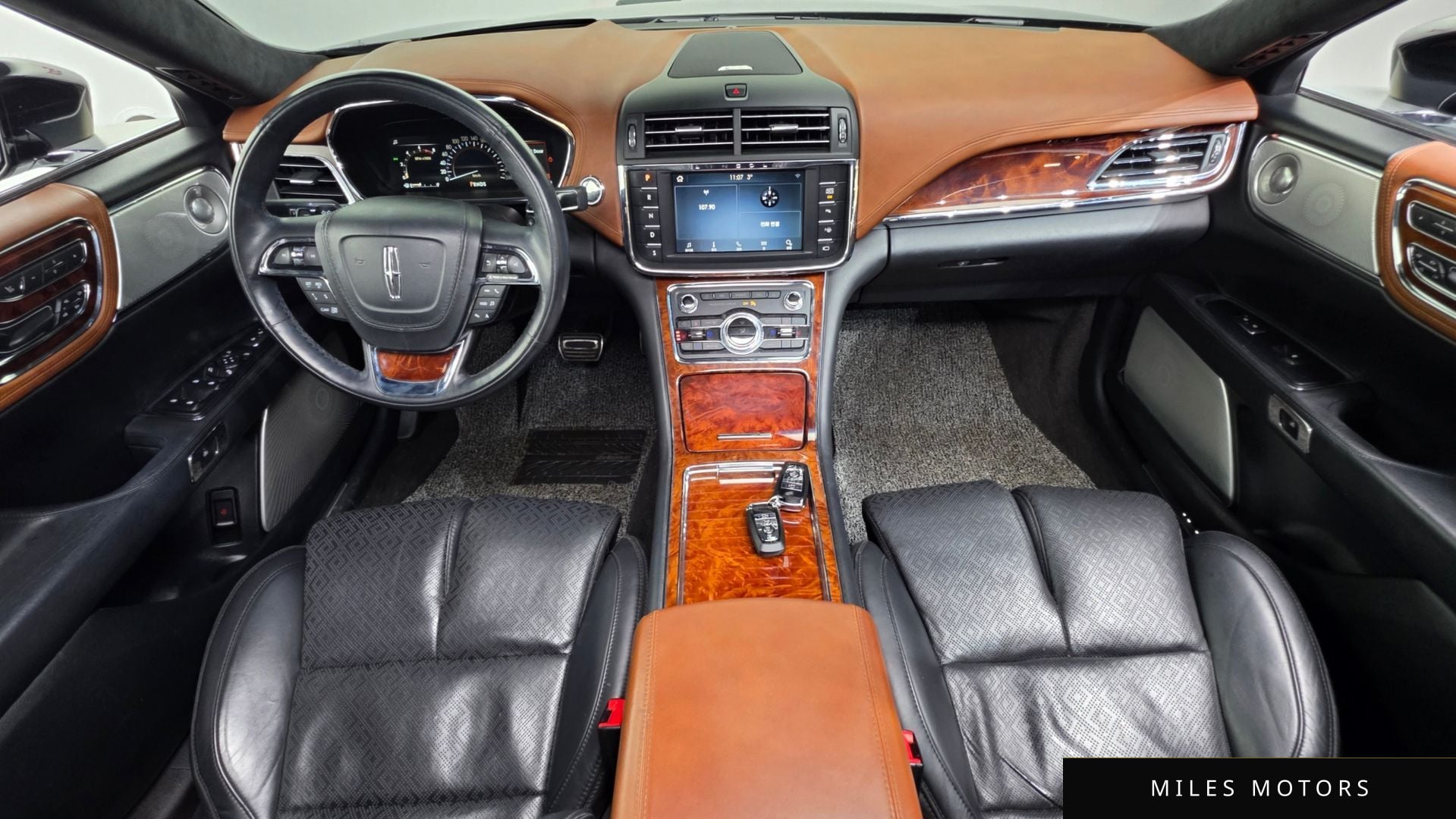 Lincoln Continental 2020 — миниатюра 6