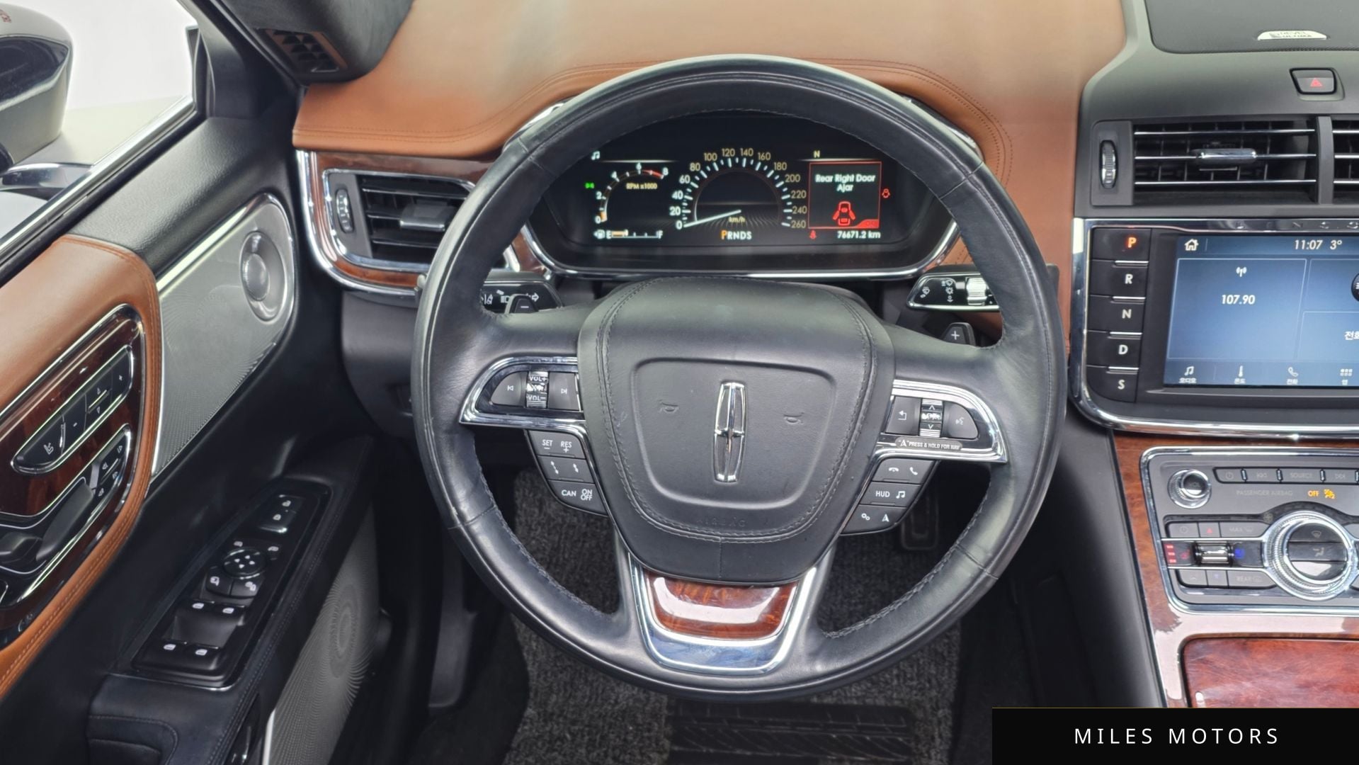Lincoln Continental 2020 — миниатюра 13