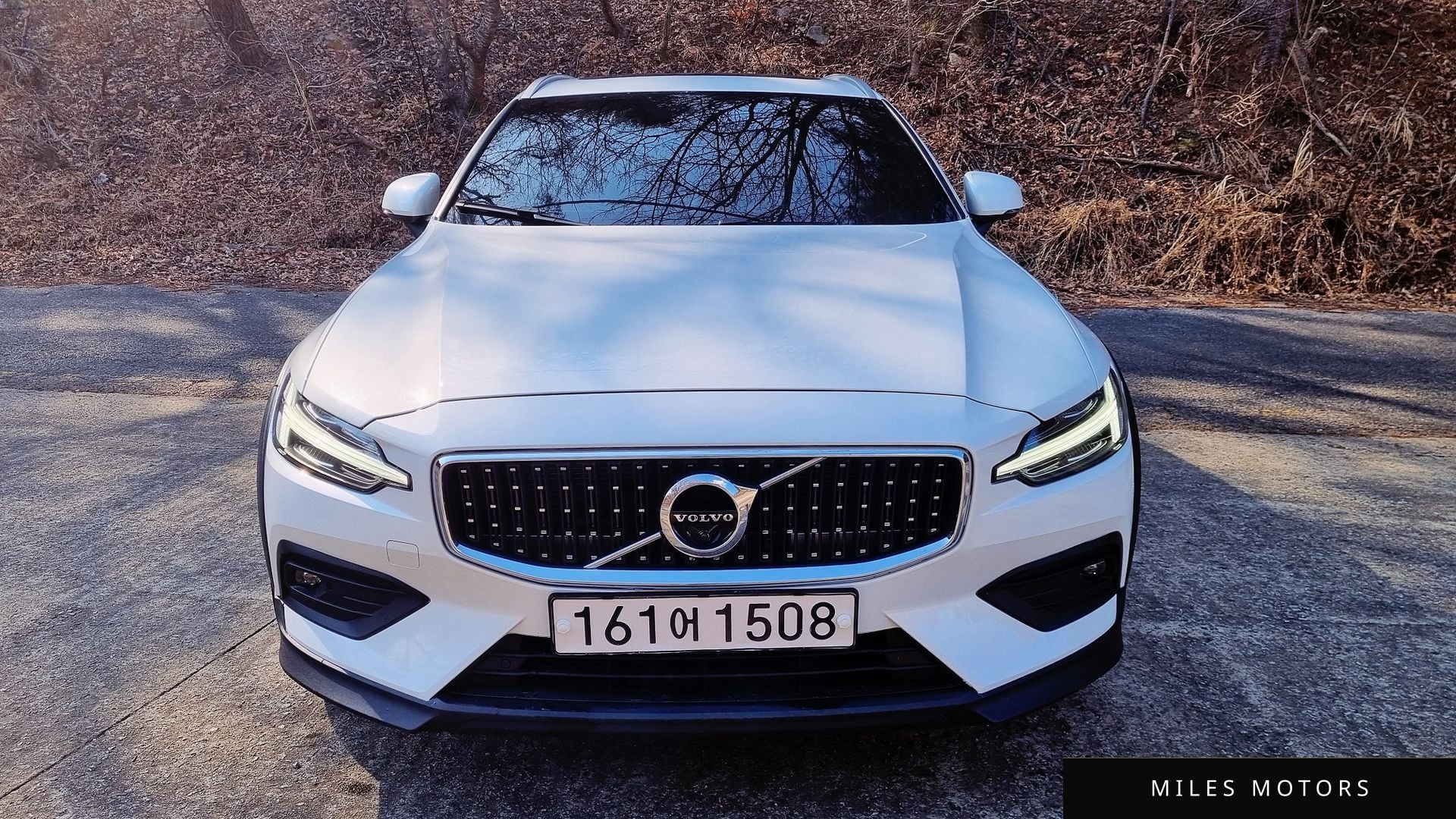 Volvo V60 2022 — фото 1 из 12