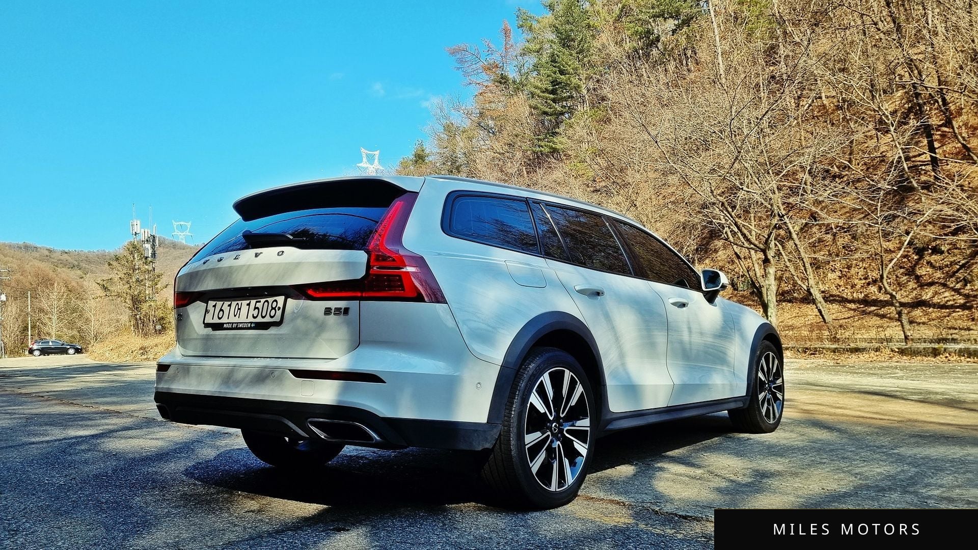 Volvo V60 2022 — миниатюра 5