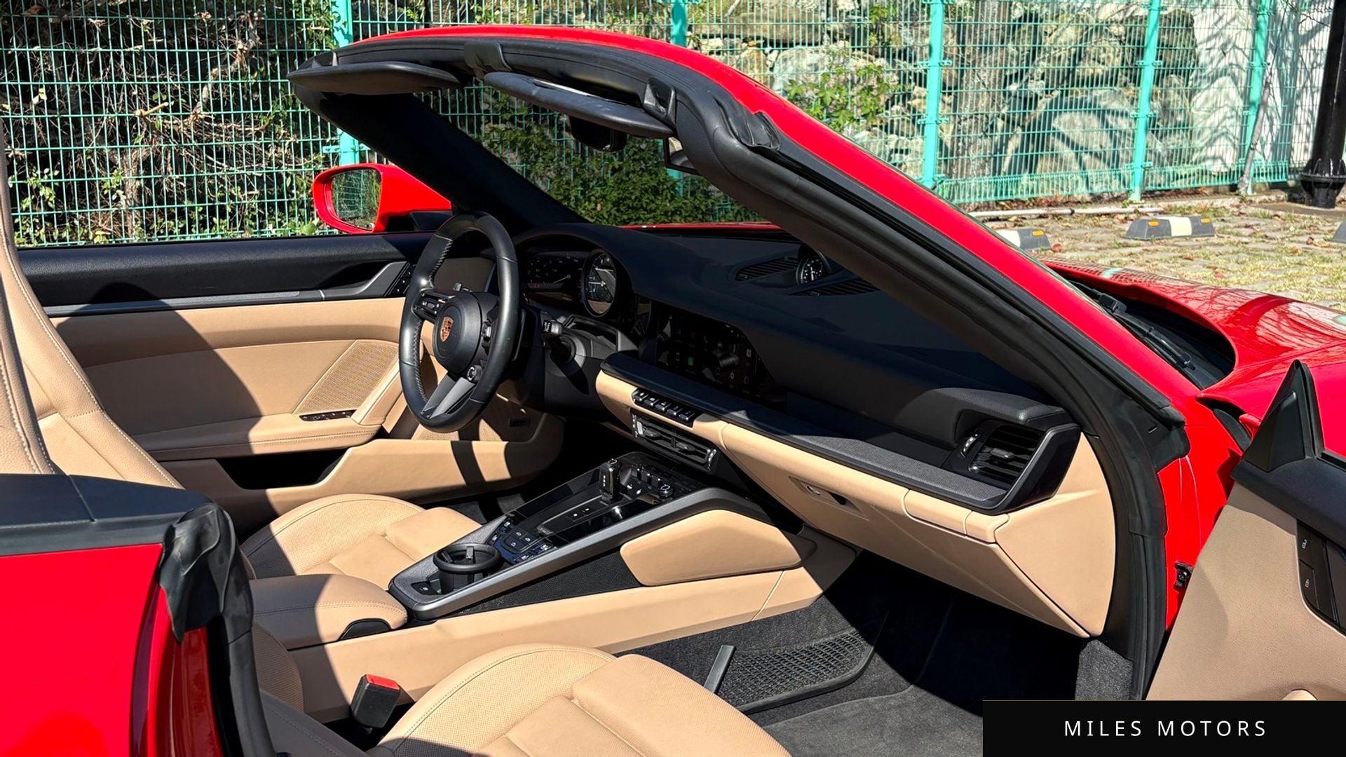 Porsche 911 (992) 2022 — миниатюра 7