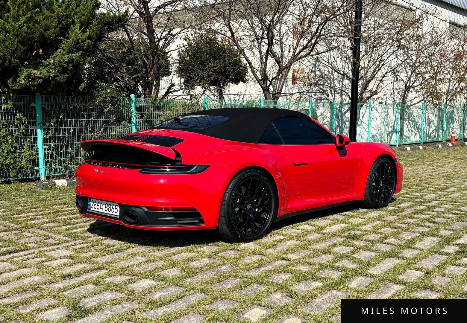 Porsche 911 (992) 2022 — миниатюра 8