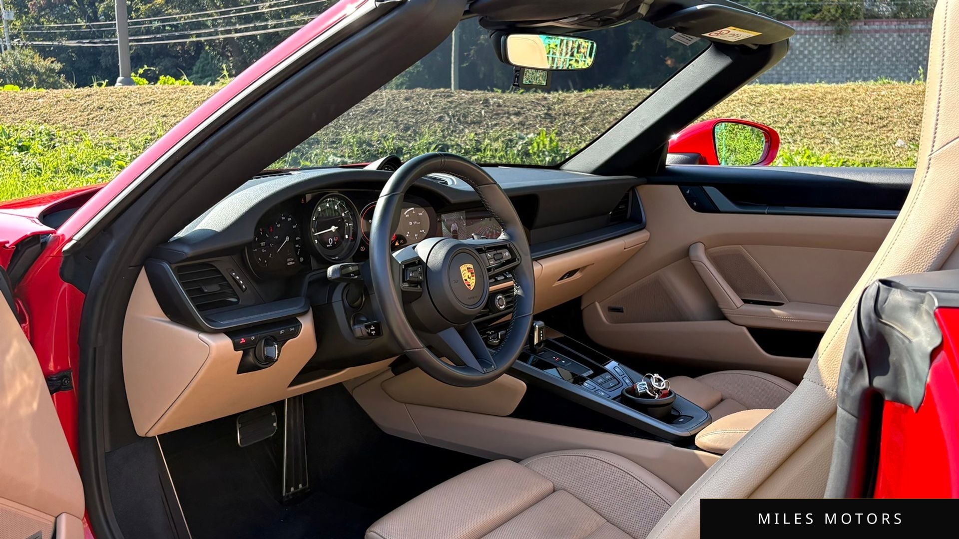 Porsche 911 (992) 2022 — миниатюра 11