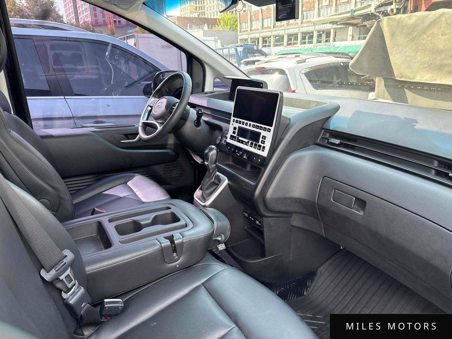 Hyundai Staria 2022 — миниатюра 5