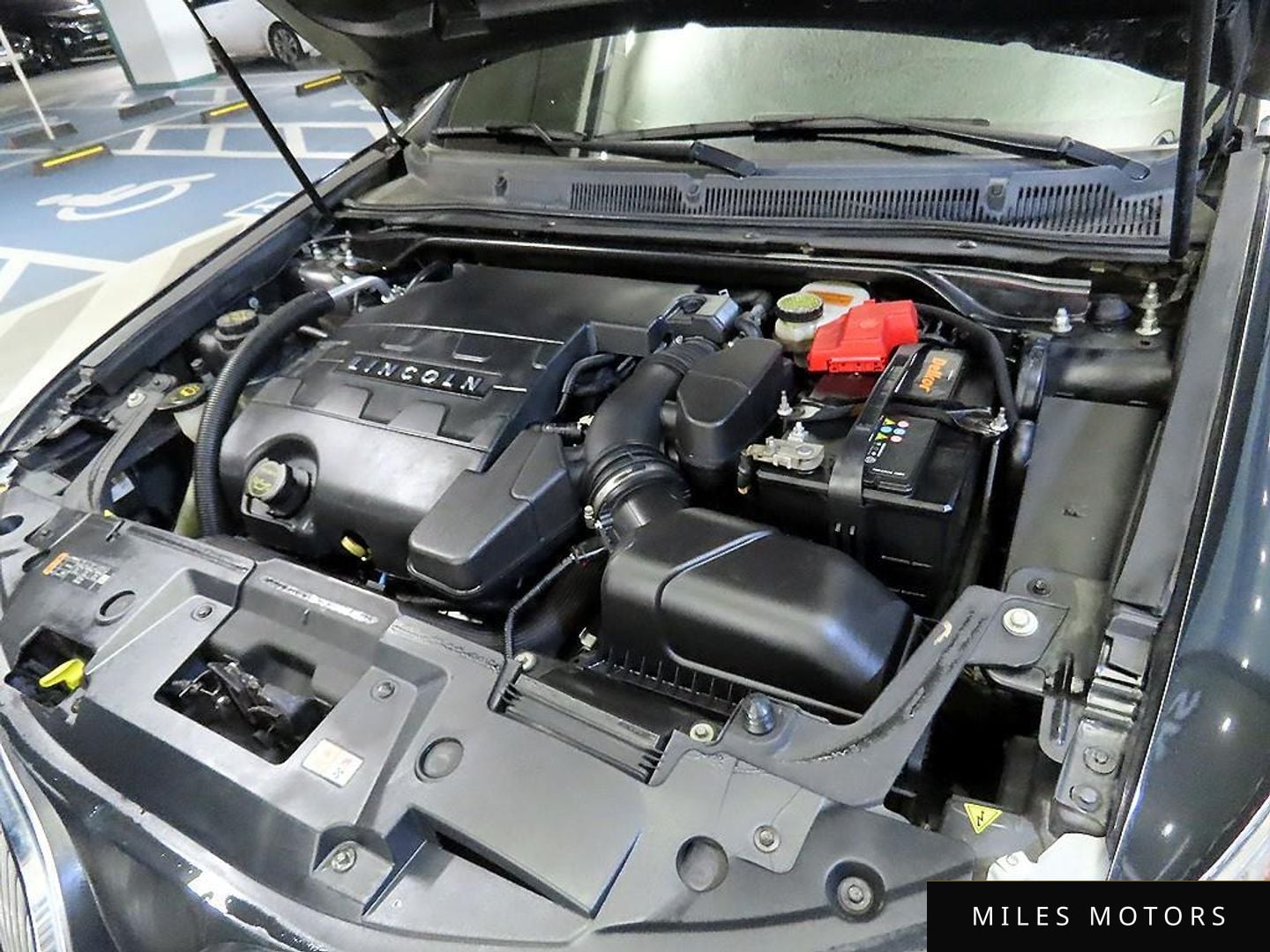 Lincoln MKS 2015 — миниатюра 6
