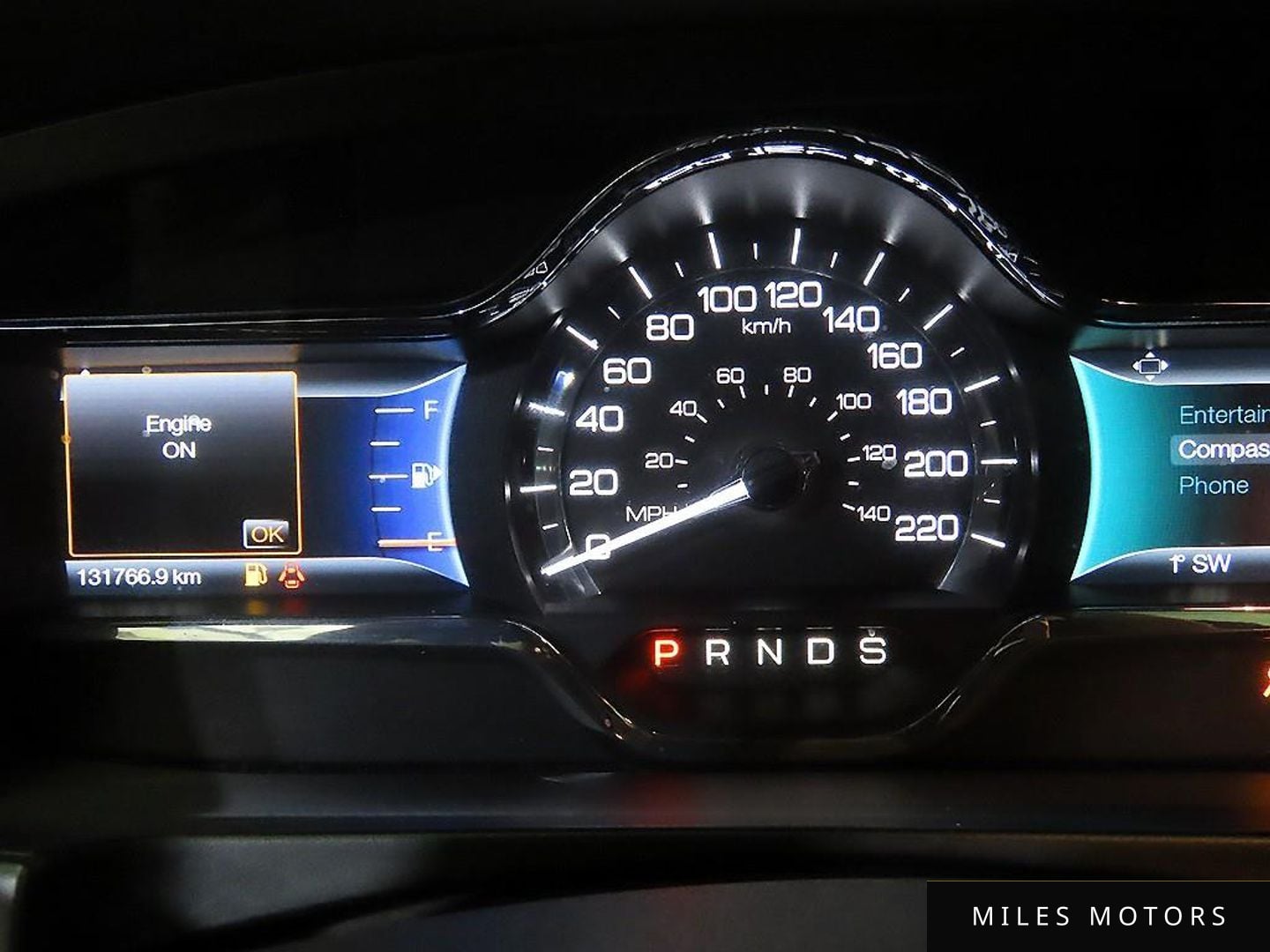 Lincoln MKS 2015 — миниатюра 8