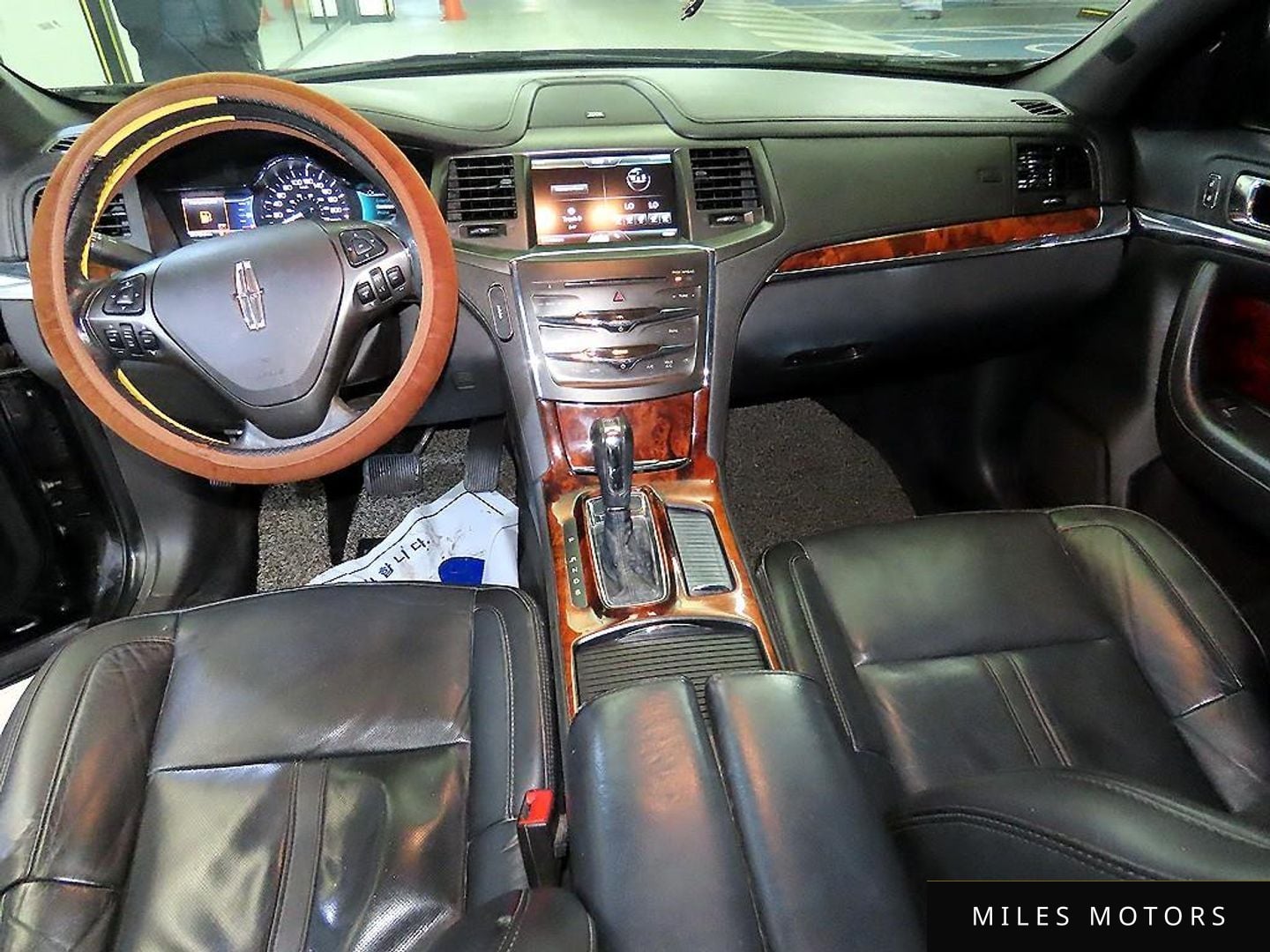 Lincoln MKS 2015 — миниатюра 10