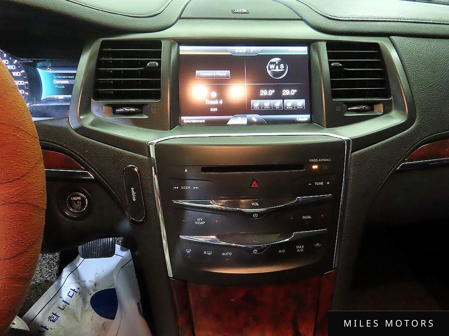 Lincoln MKS 2015 — миниатюра 11