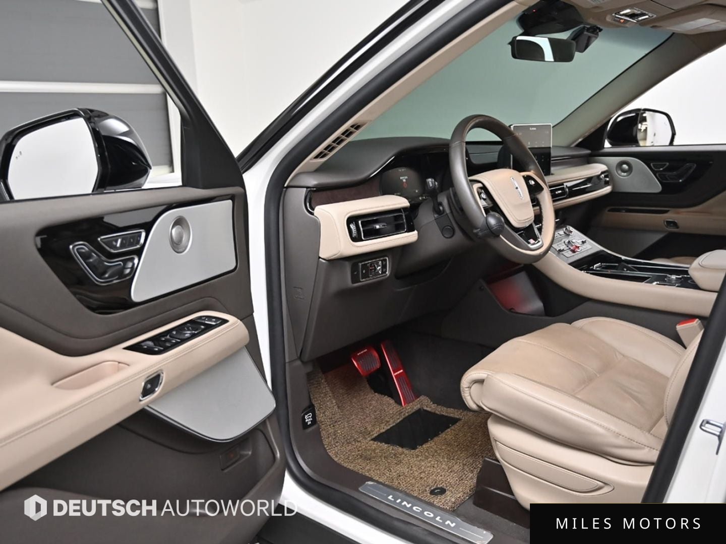 Lincoln Aviator 2023 — миниатюра 11