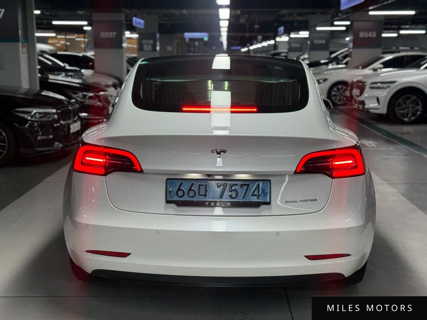 Tesla Model 3 2020 — миниатюра 4