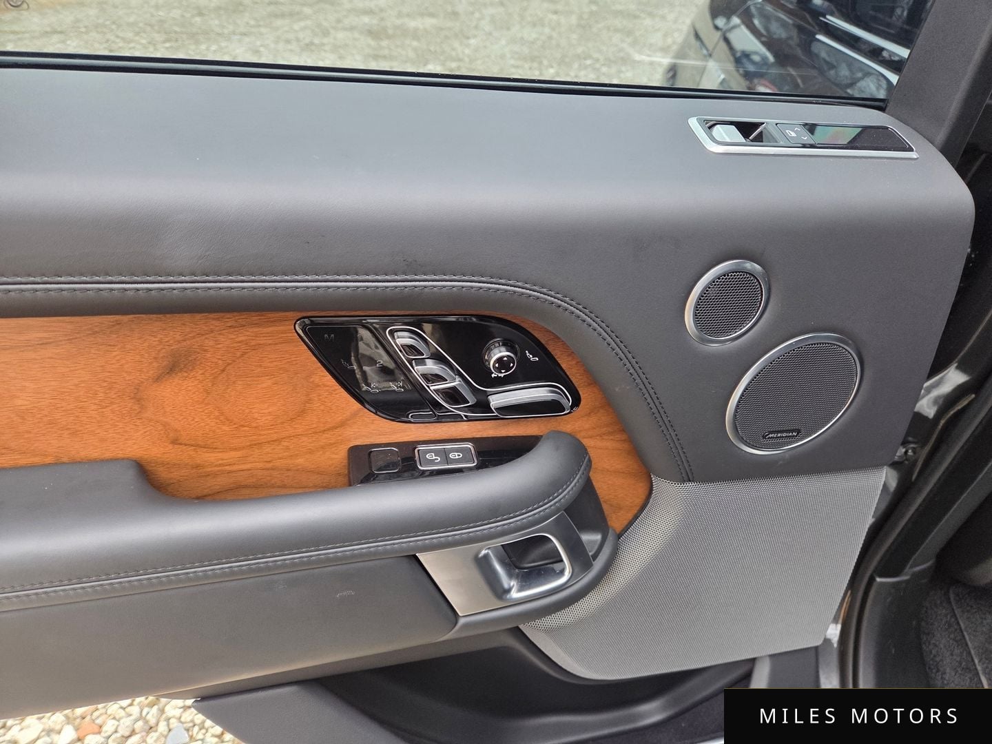 Land Rover 레인지로버 2019 — миниатюра 9