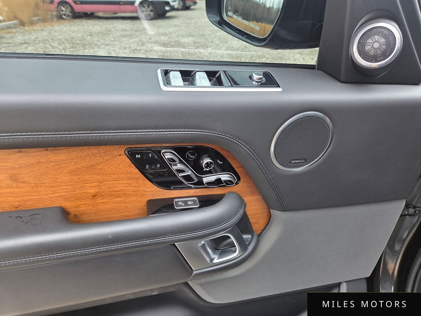 Land Rover 레인지로버 2019 — миниатюра 10