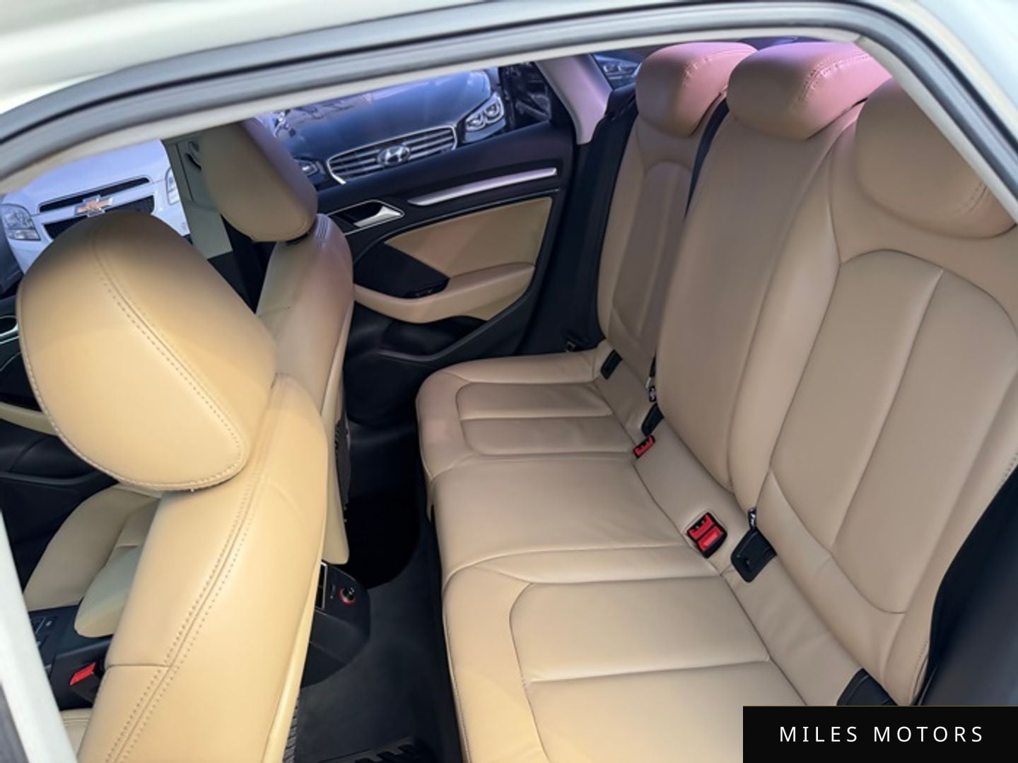 Audi A3 2015 — миниатюра 2