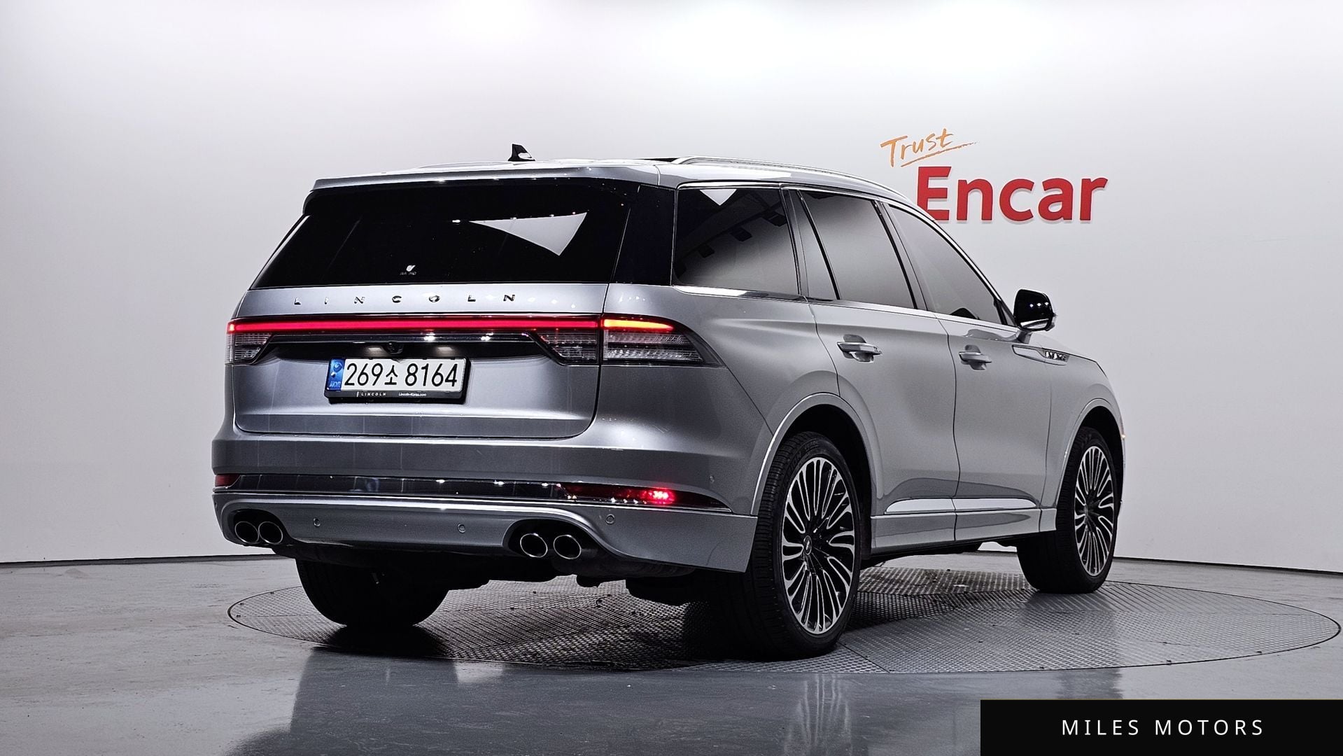 Lincoln Aviator 2021 — миниатюра 2