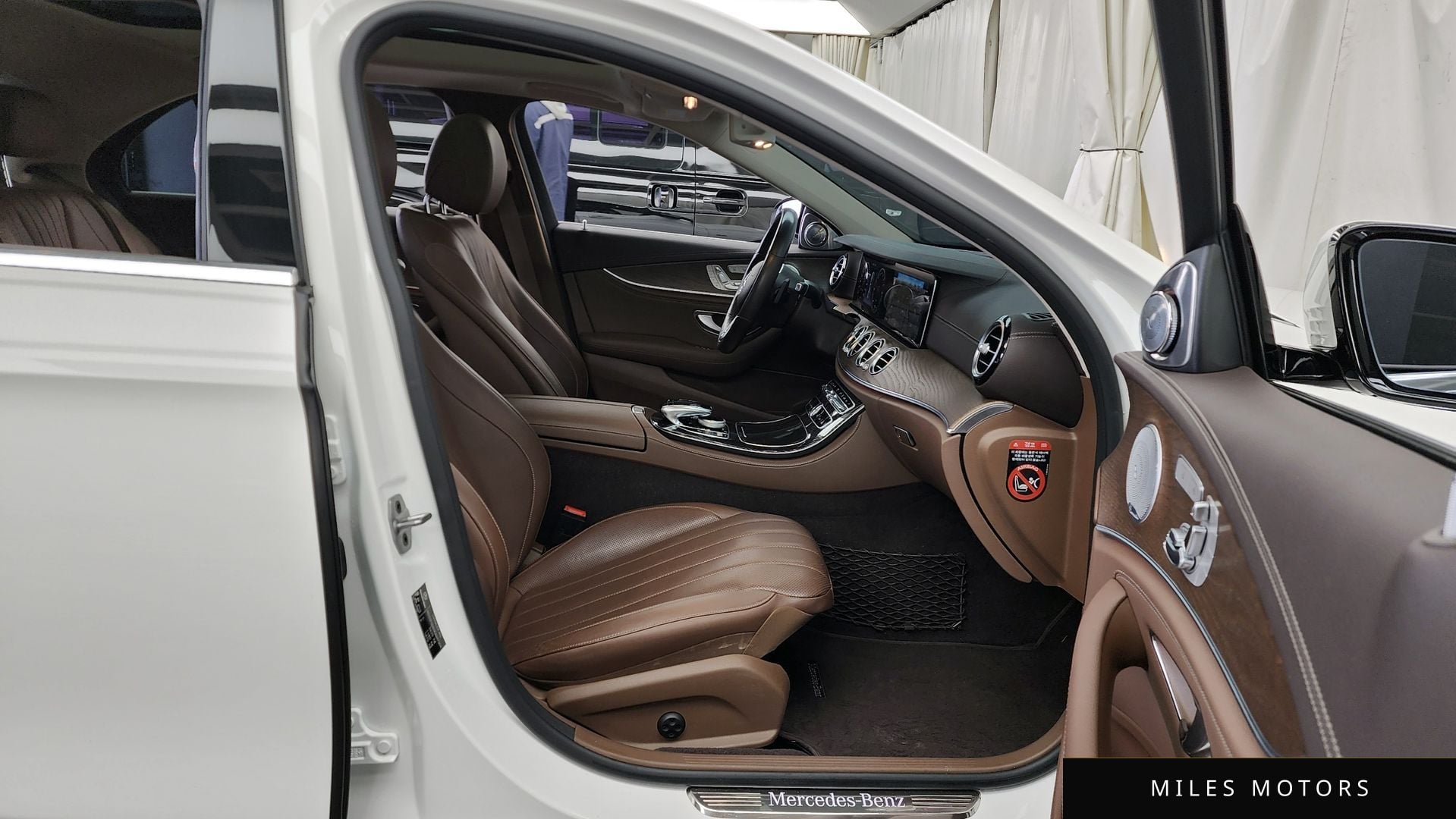Mercedes-Benz E-Class W213 2019 — миниатюра 11