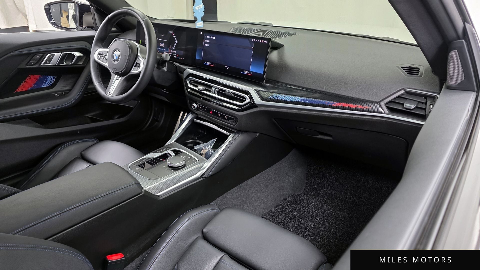 BMW 2 Series (G42) 2023 — миниатюра 7
