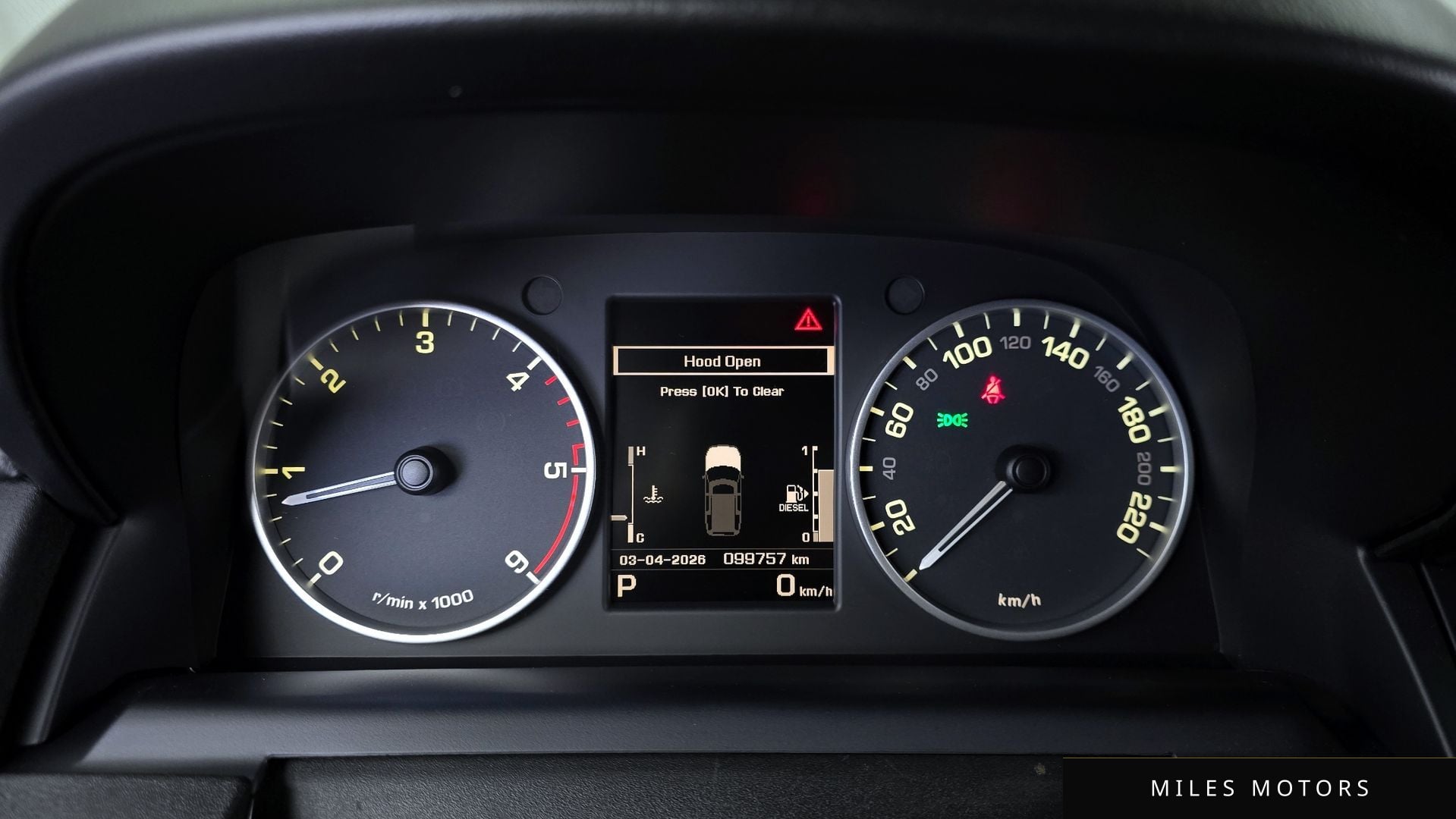 Land Rover Discovery 2016 — миниатюра 8