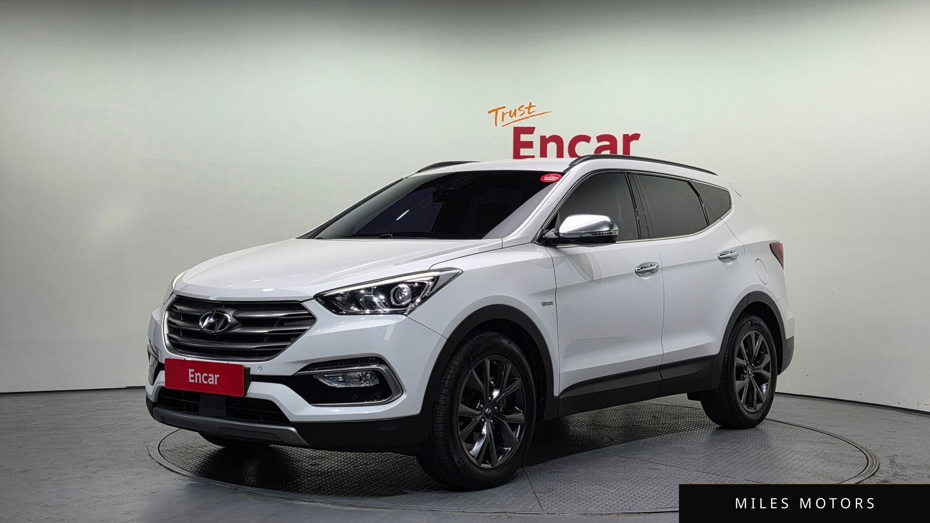 Hyundai Santafe 2017 — фото 1 из 12