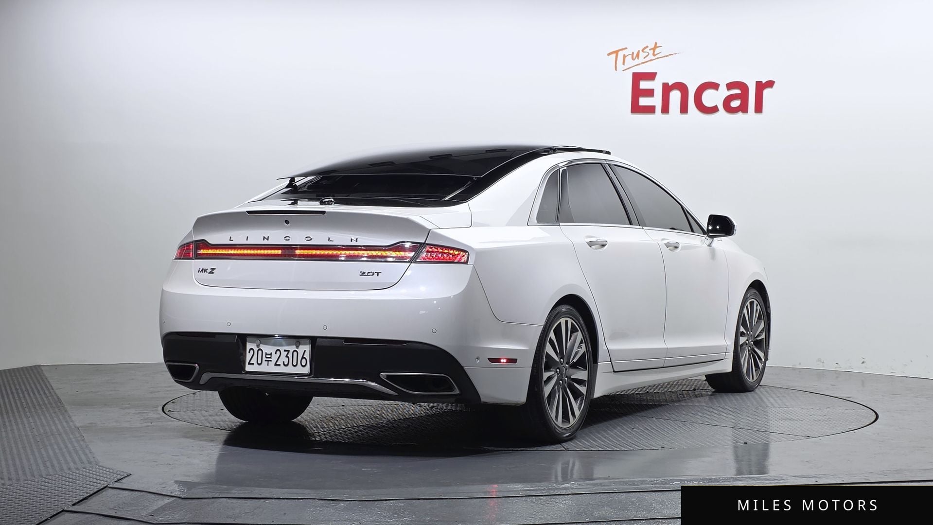 Lincoln MKZ 2017 — миниатюра 2