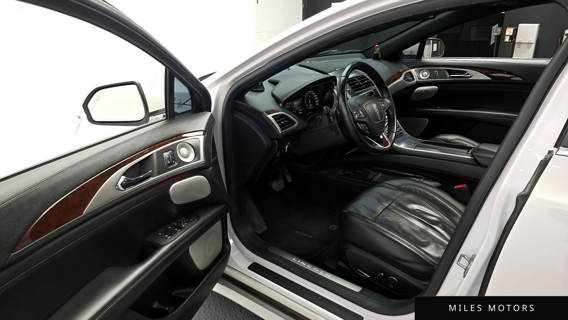 Lincoln MKZ 2017 — миниатюра 11