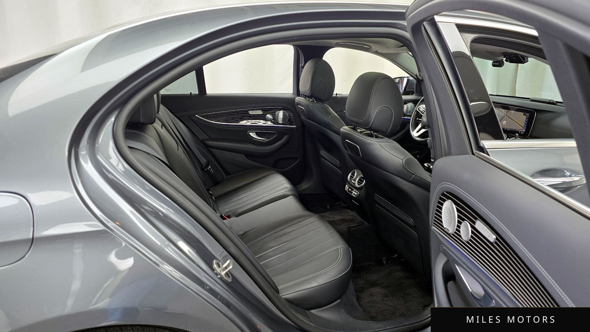 Mercedes-Benz E-Class W213 2020 — миниатюра 12