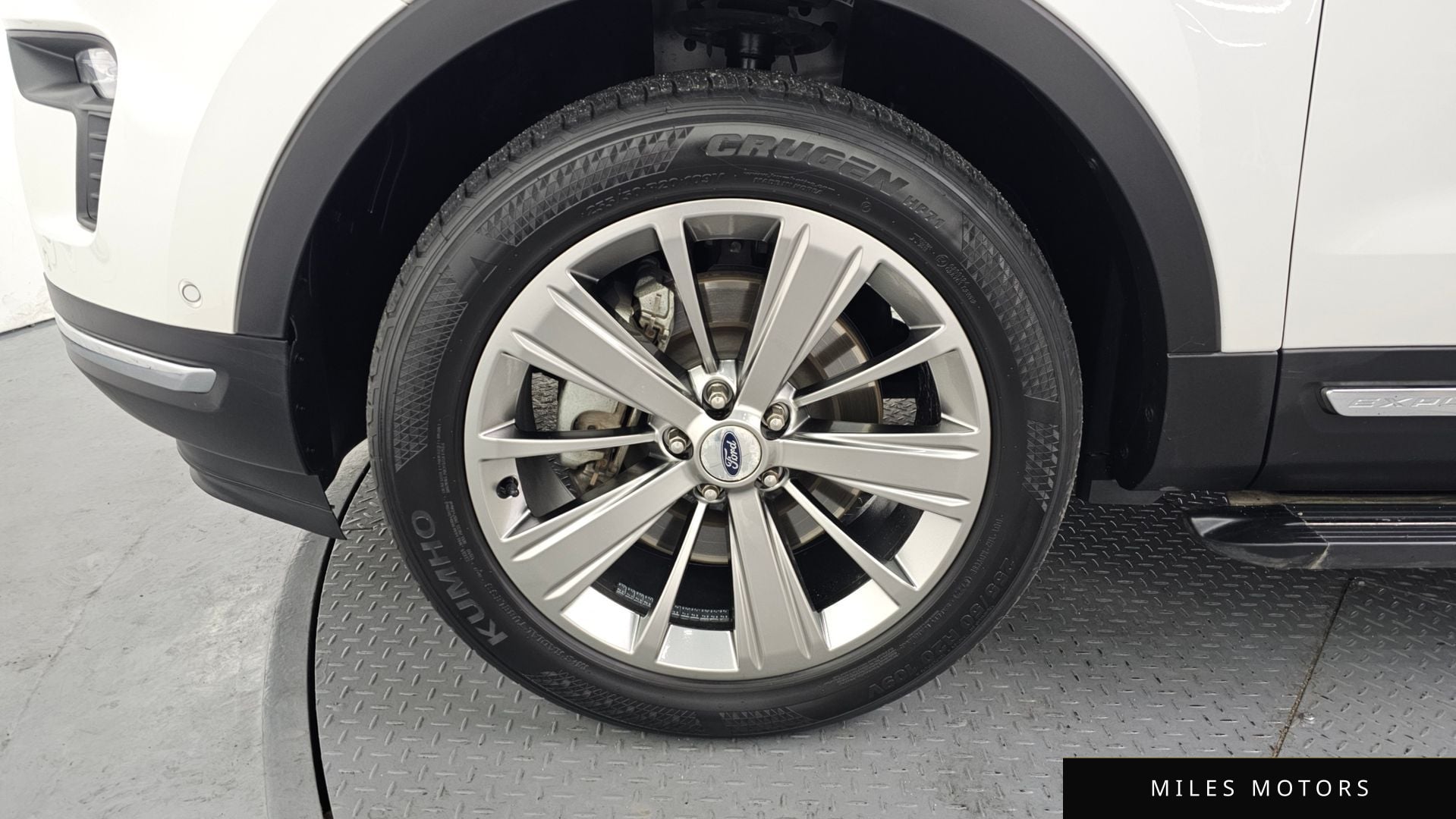 Ford Explorer 2019 — миниатюра 5