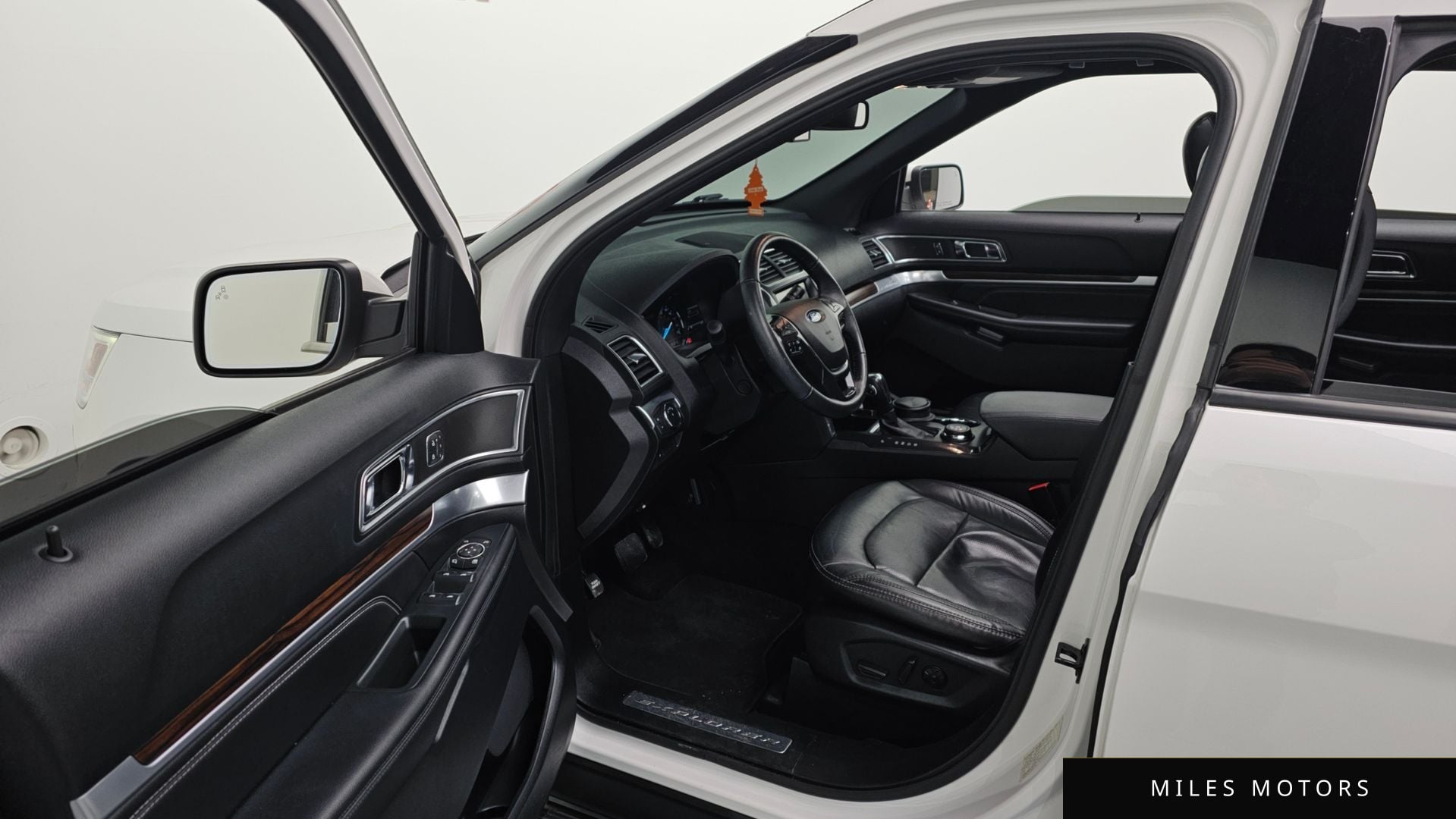Ford Explorer 2019 — миниатюра 10