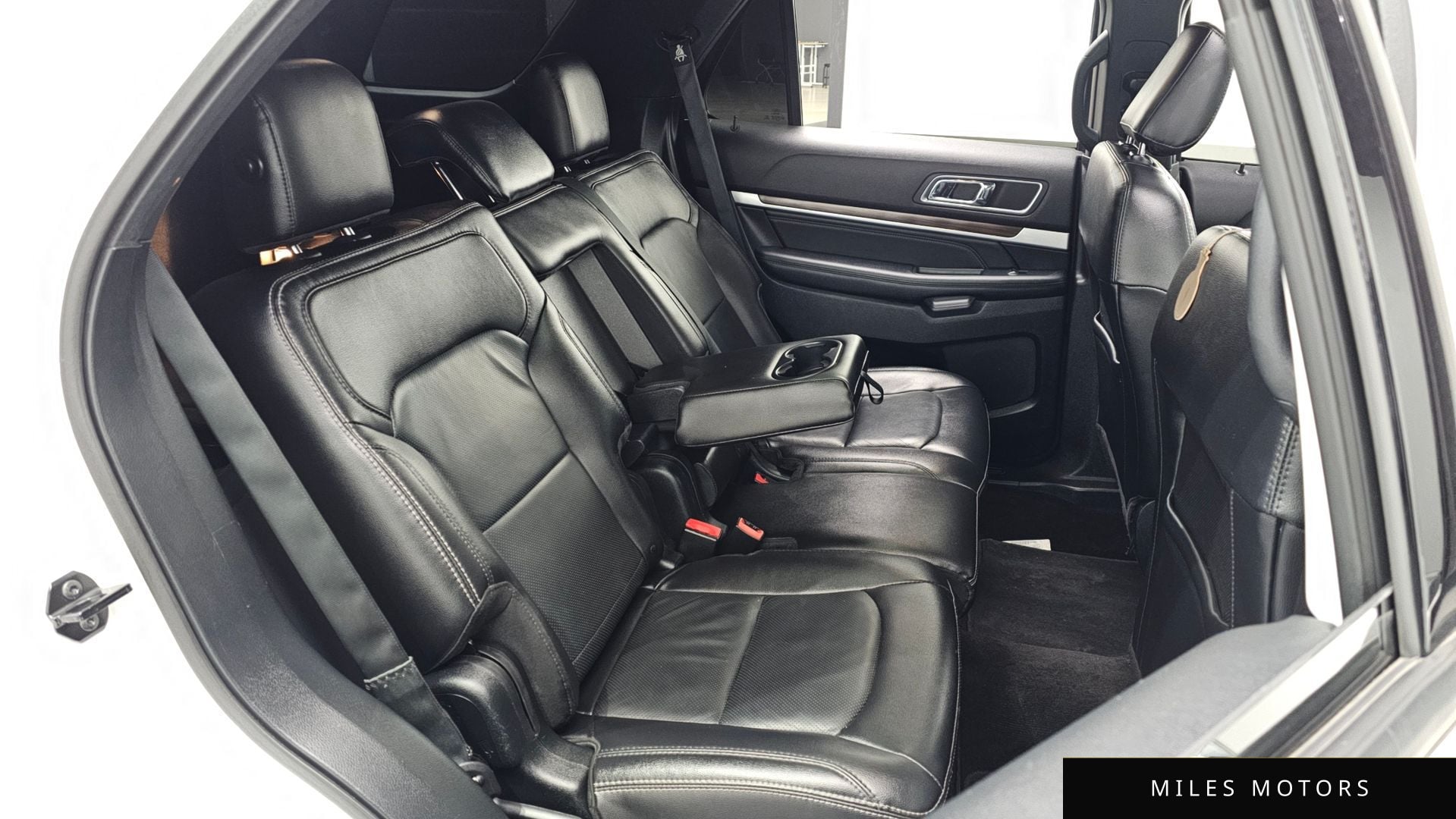 Ford Explorer 2019 — миниатюра 12