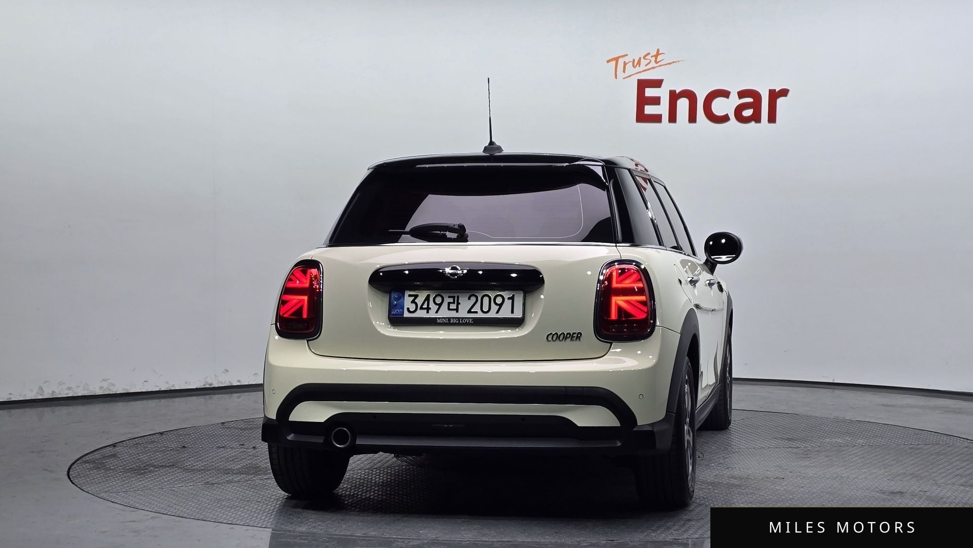 MINI Cooper 2023 — миниатюра 4