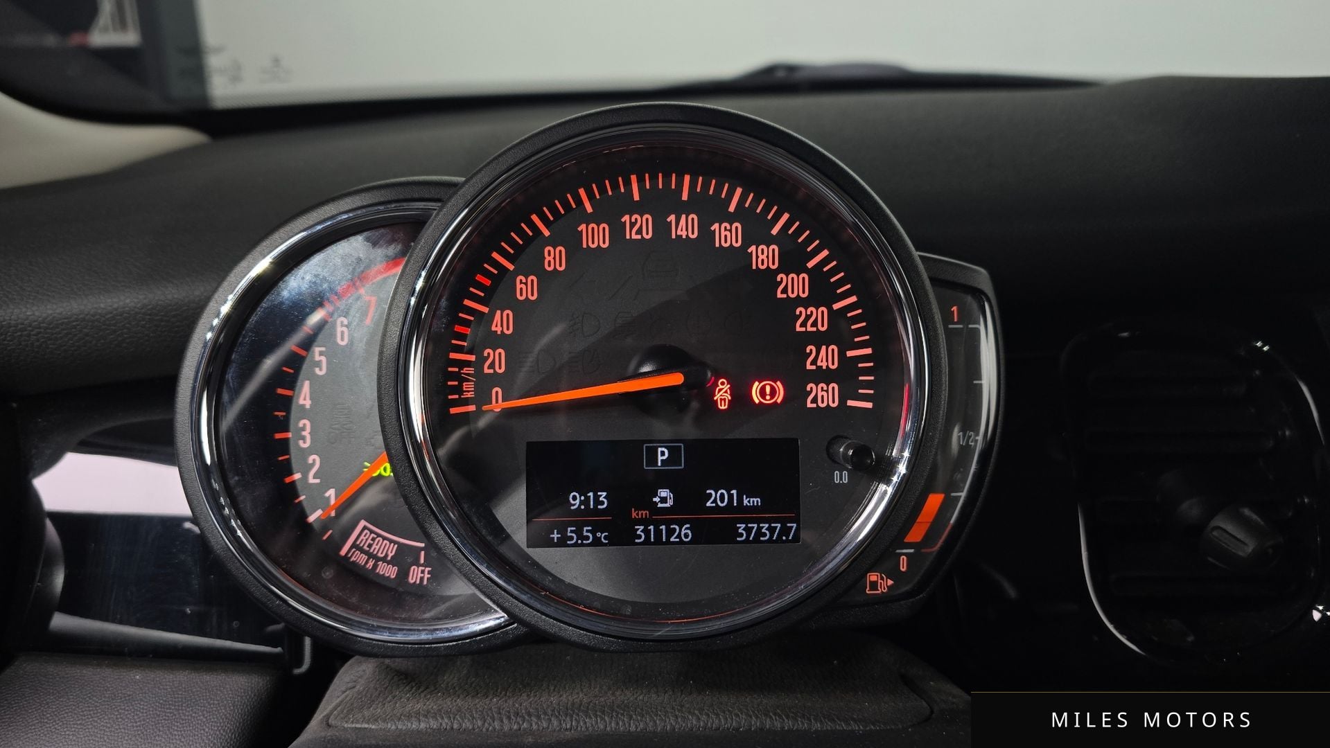 MINI Cooper 2023 — миниатюра 8
