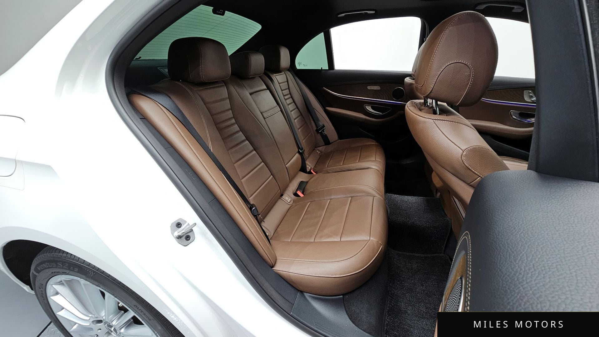 Mercedes-Benz E-클래스 W213 2021 — миниатюра 11
