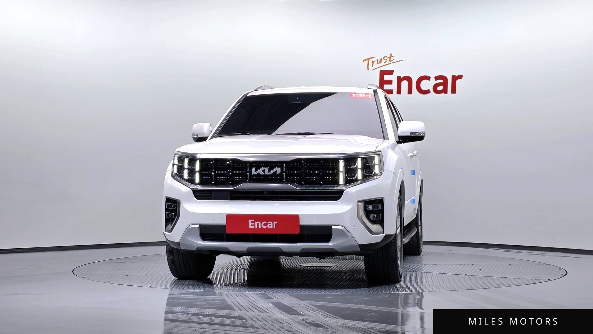 Kia Mohave 2023 — миниатюра 2